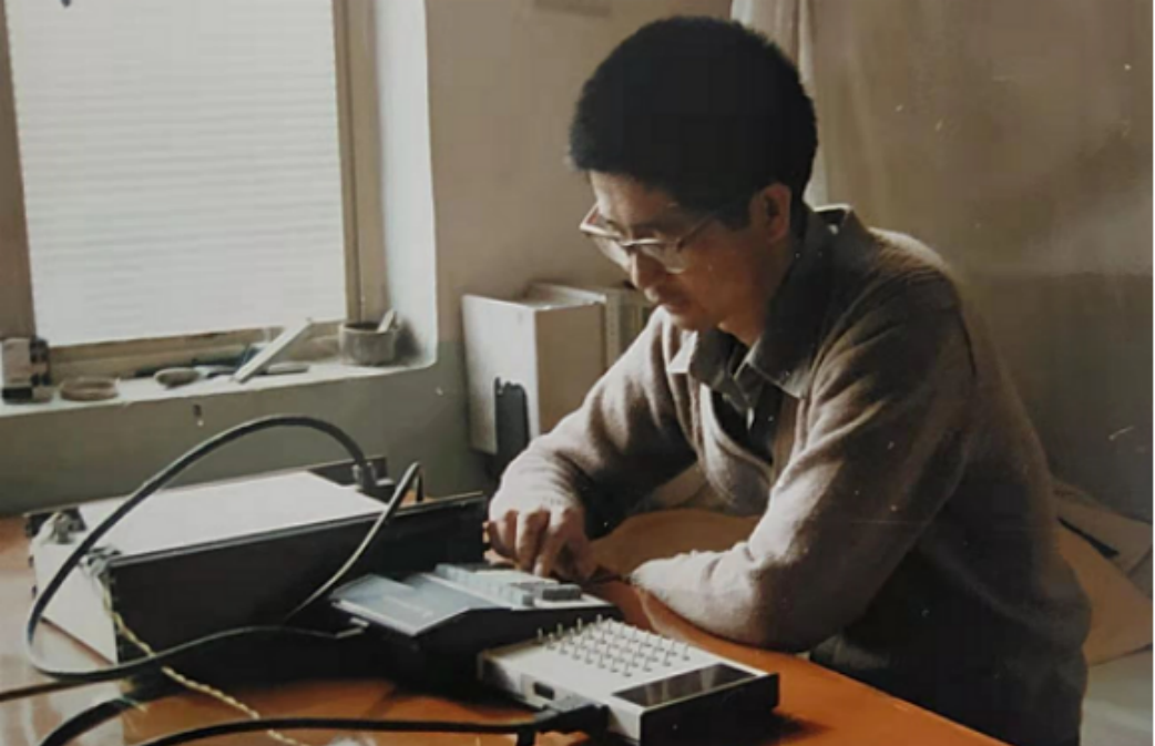 在德州儀器公司5TI PLC安裝到現(xiàn)場之前，我先進(jìn)行編程及調(diào)試